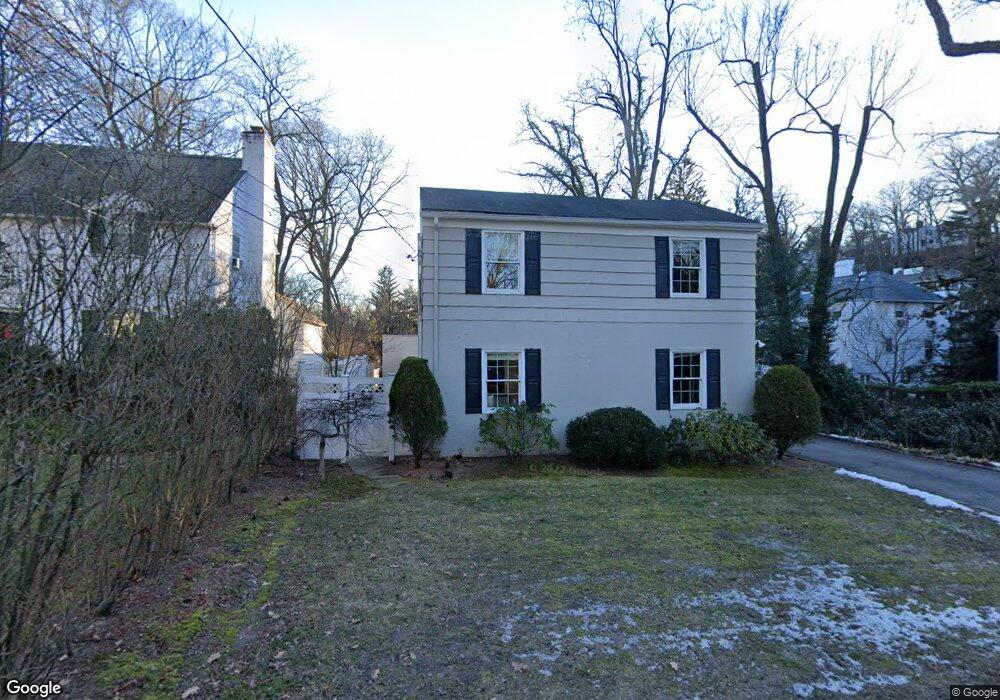 6 Sycamore St, Bronxville, NY 10708 - photo 1