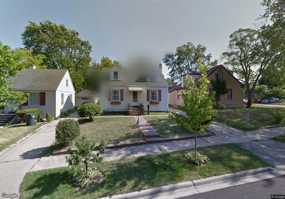 2421 W Ridgeland Ave, Waukegan, IL 60085 - photo 1