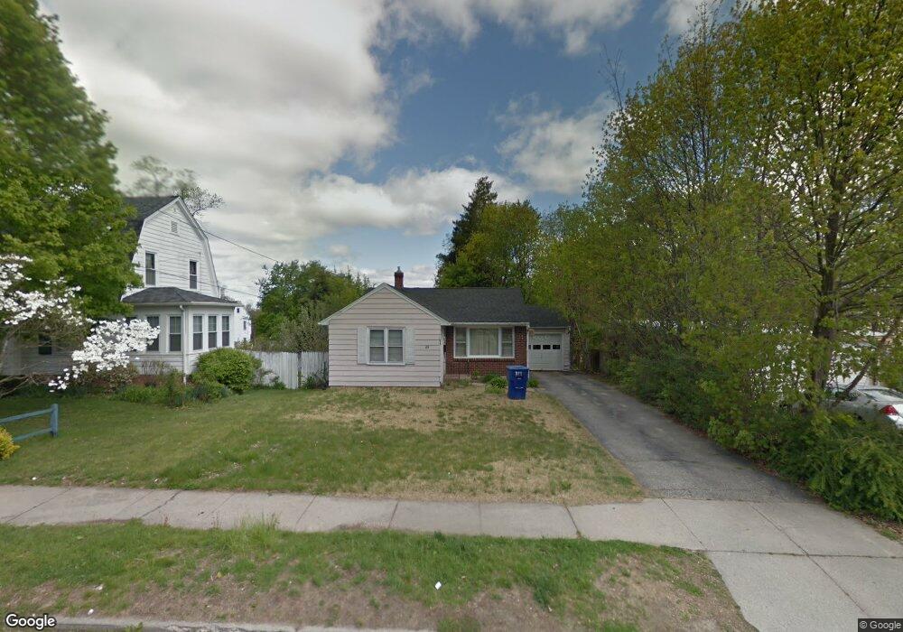 165 Leffingwell Ave, Waterbury, CT 06710 - photo 1