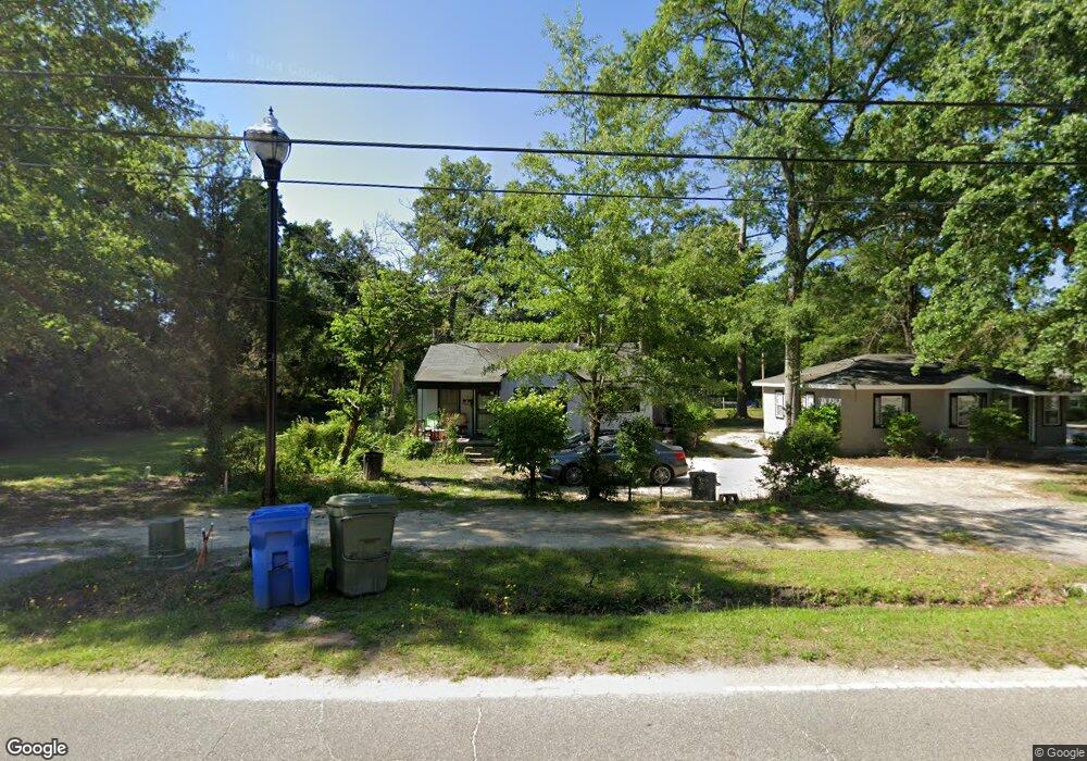 611 Chesnut St, Camden, SC 29020 - photo 1