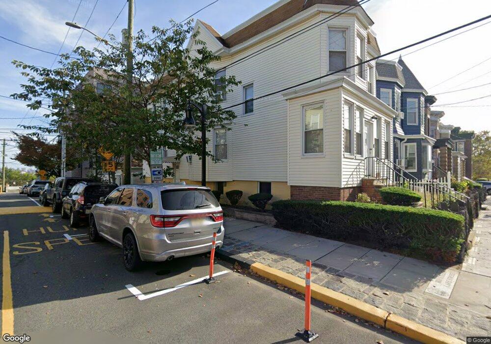 218 Palisade Ave, Union City, NJ 07087 - photo 1