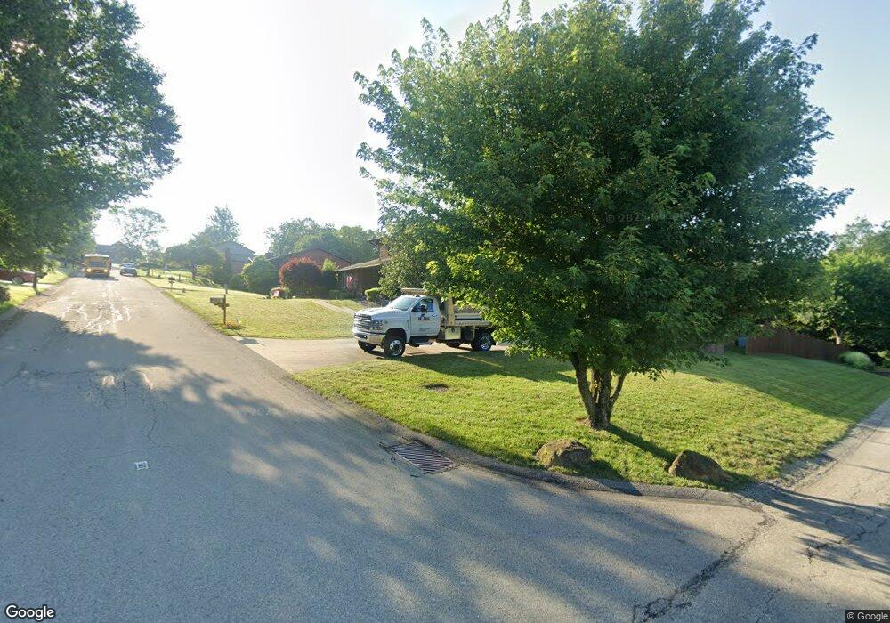 12111 Pine Crest Ct, Trafford, PA 15085 - photo 1