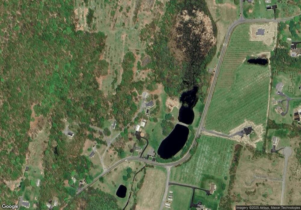 330 Plattekill Rd, Marlboro, NY 12542 - photo 1