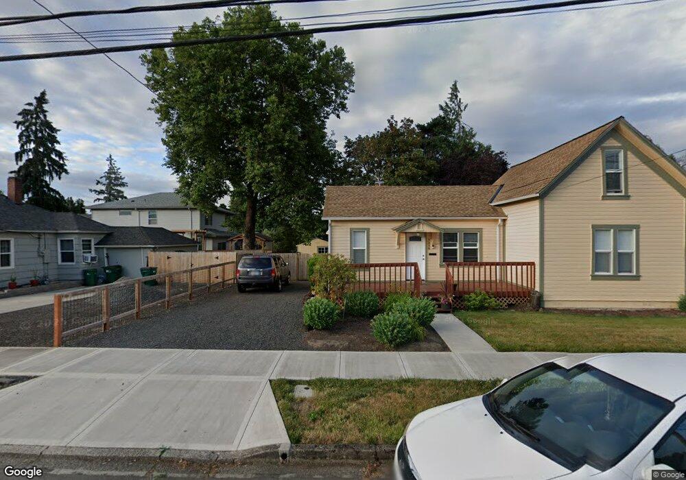 1518 E 2nd St, Newberg, OR 97132 - photo 1