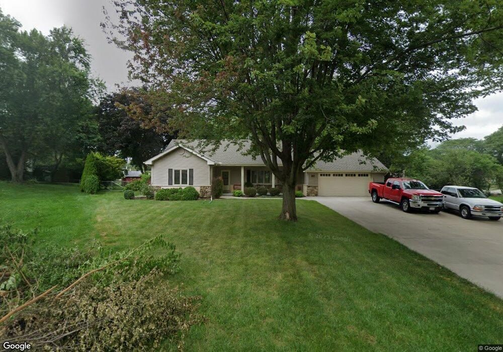 1216 Laurel Ln, Schaumburg, IL 60193 - photo 1