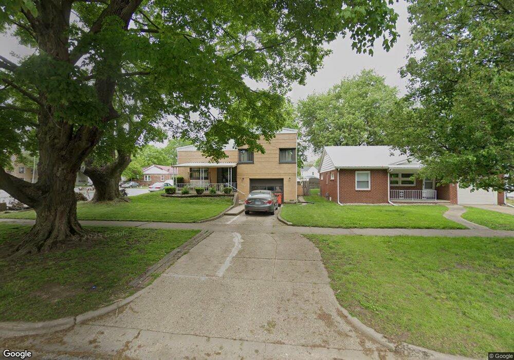 409 N 21st St, Mattoon, IL 61938 - photo 1