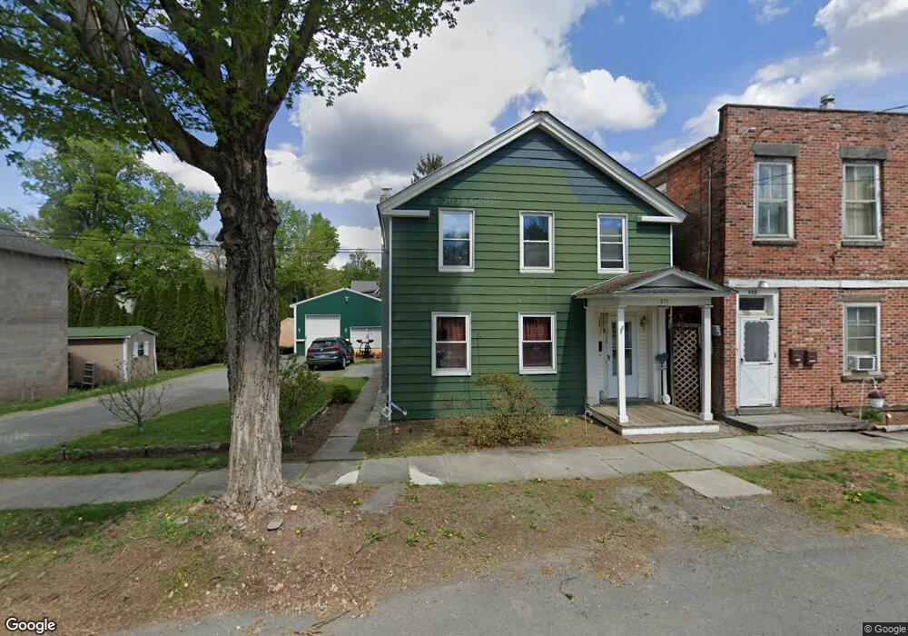 211 Chestnut Ave, Hawley, PA 18428 - photo 1