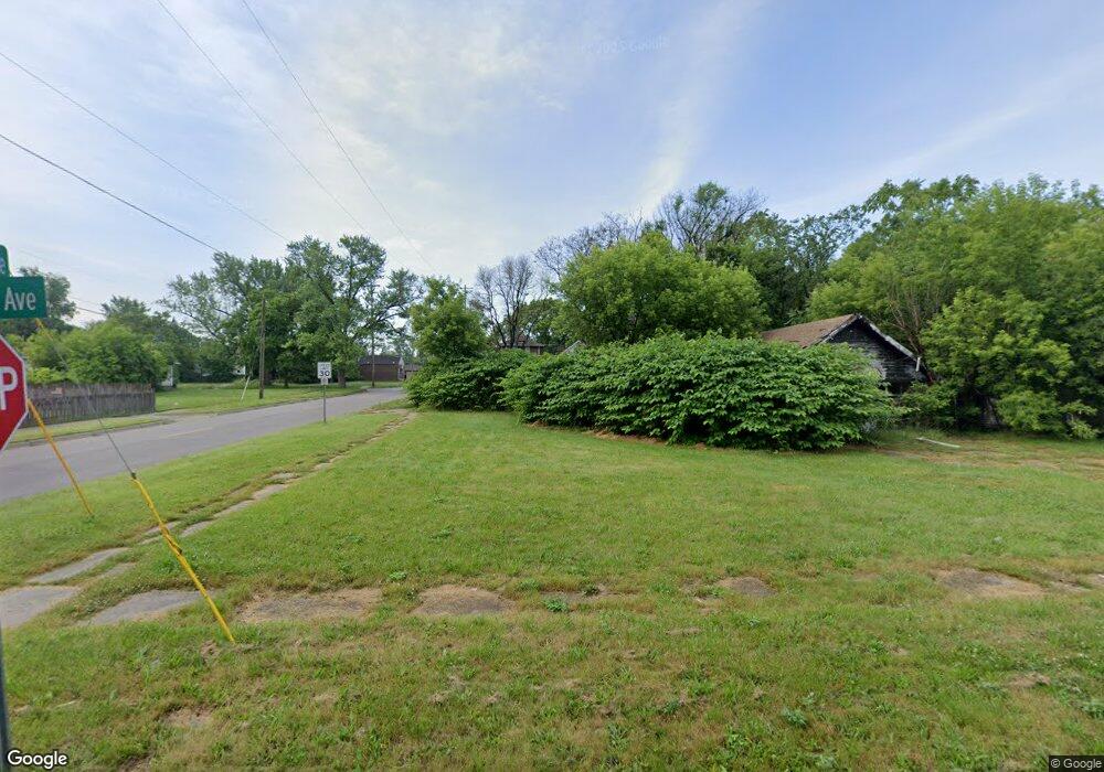 1822 Missouri Ave, Flint, MI 48506 - photo 1