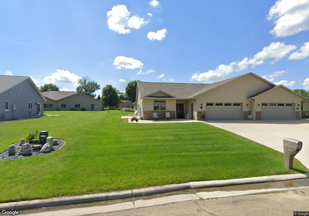 1725 Keystone Dr, Albert Lea, MN 56007 - photo 1