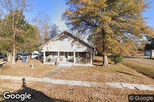 521 E 4th St, Rector, AR 72461