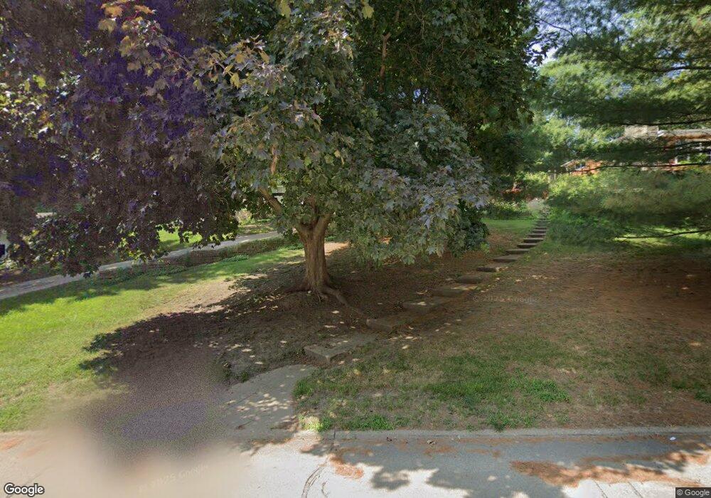 3616 White Oak Rd SE, Cedar Rapids, IA 52403 - photo 1