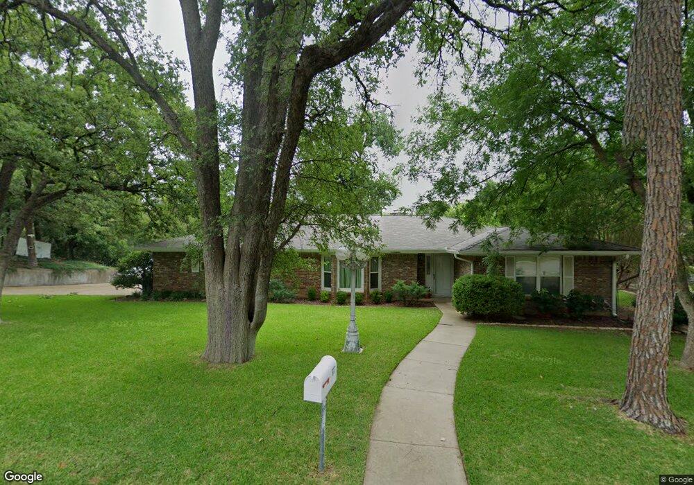 617 Ponderosa Dr, Hurst, TX 76053 - photo 1