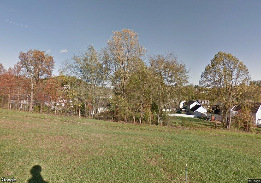 390 Tyler Way, Scott Depot, WV 25560 - photo 1