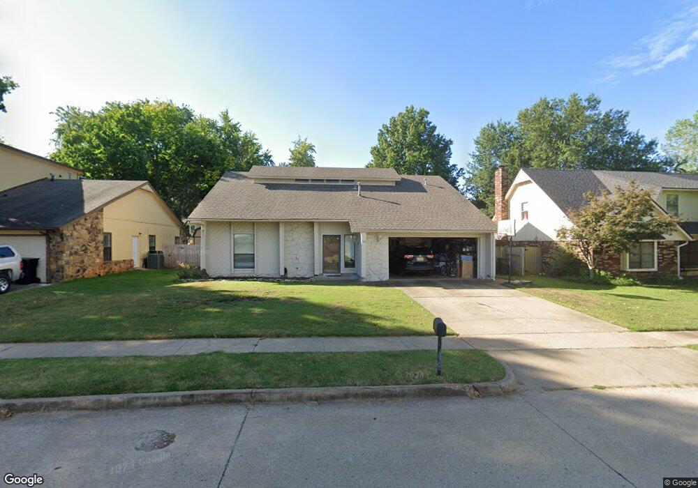 909 W Albuquerque St, Broken Arrow, OK 74011 - photo 1