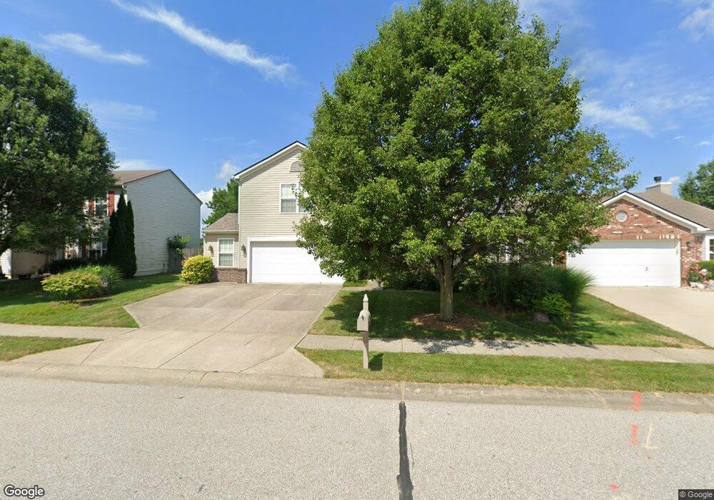 2606 Monarchy Ln, Greenwood, IN 46143 - photo 1