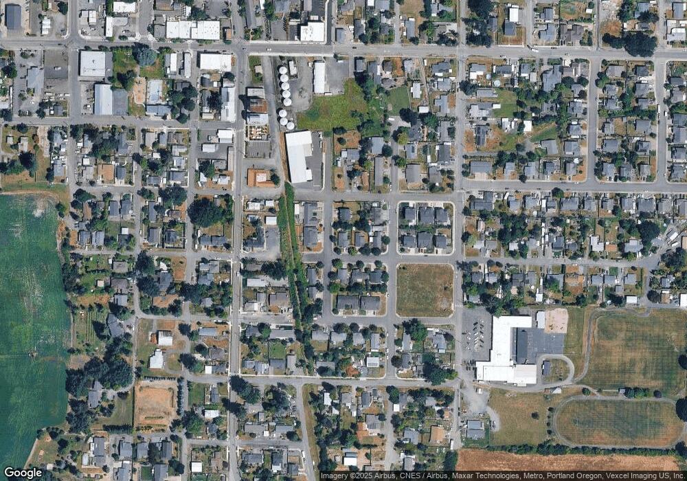 215 E Harrison St, Carlton, OR 97111 - photo 1