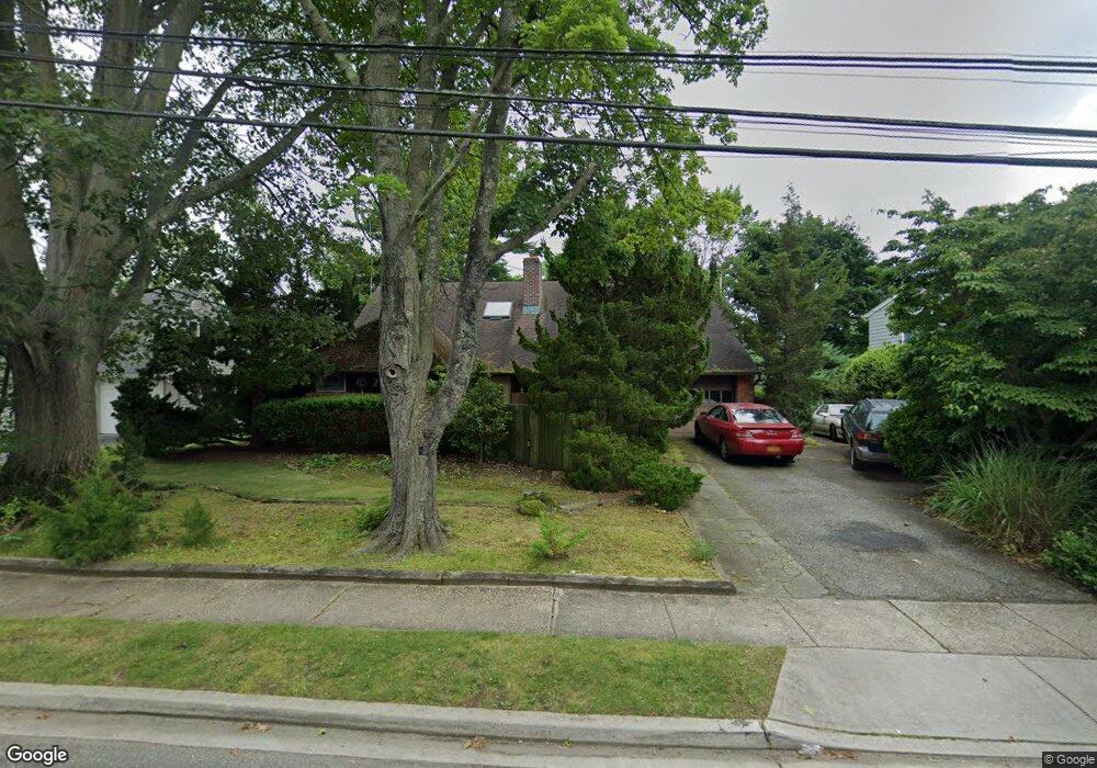 13 Arbor Ln, Merrick, NY 11566 - photo 1