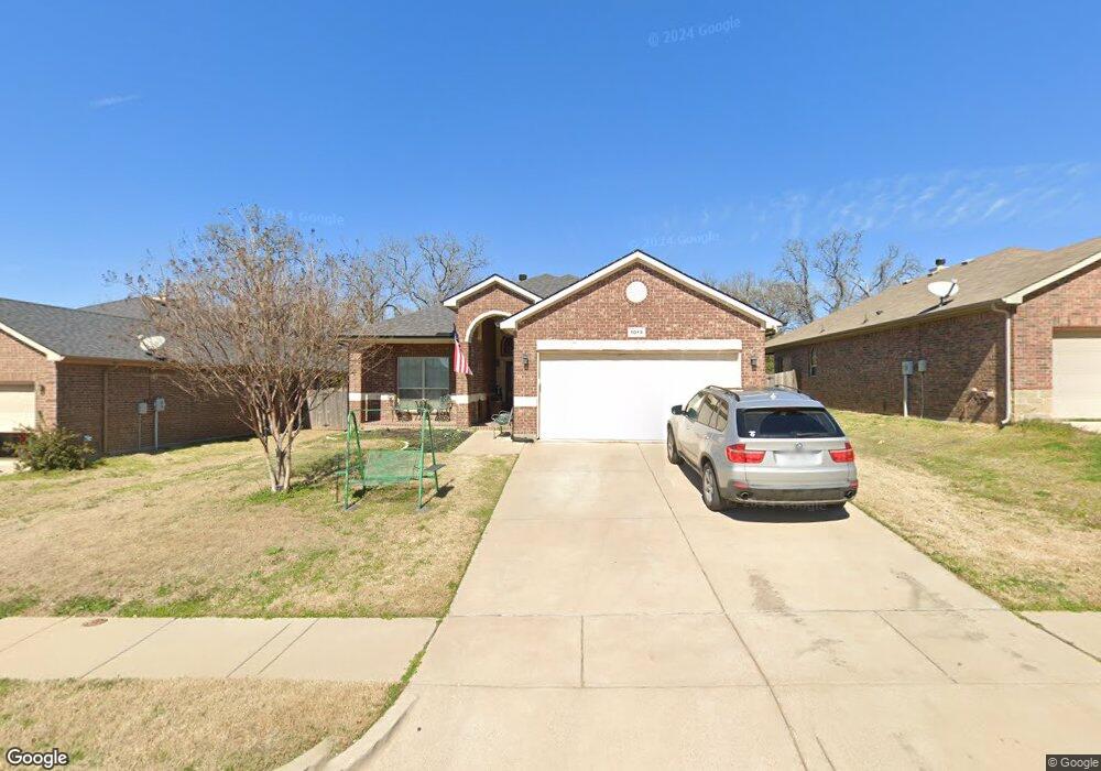 1010 Vaughna Dr, Weatherford, TX 76087 - photo 1