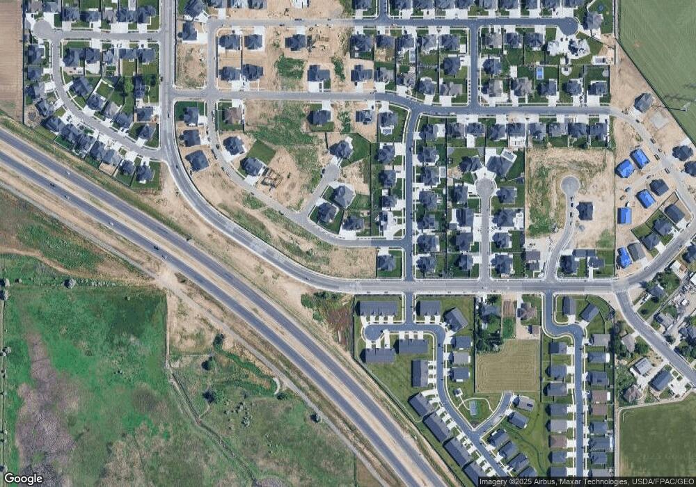 2134 W South Bend Dr, Layton, UT 84041 - photo 1