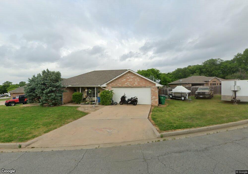 304 Bryant St, Pottsboro, TX 75076 - photo 1