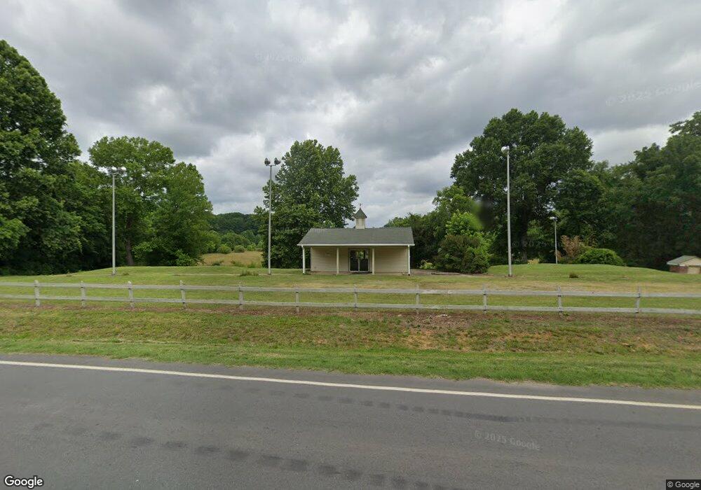 2120 Shelton Ave, Statesville, NC 28625 - photo 1