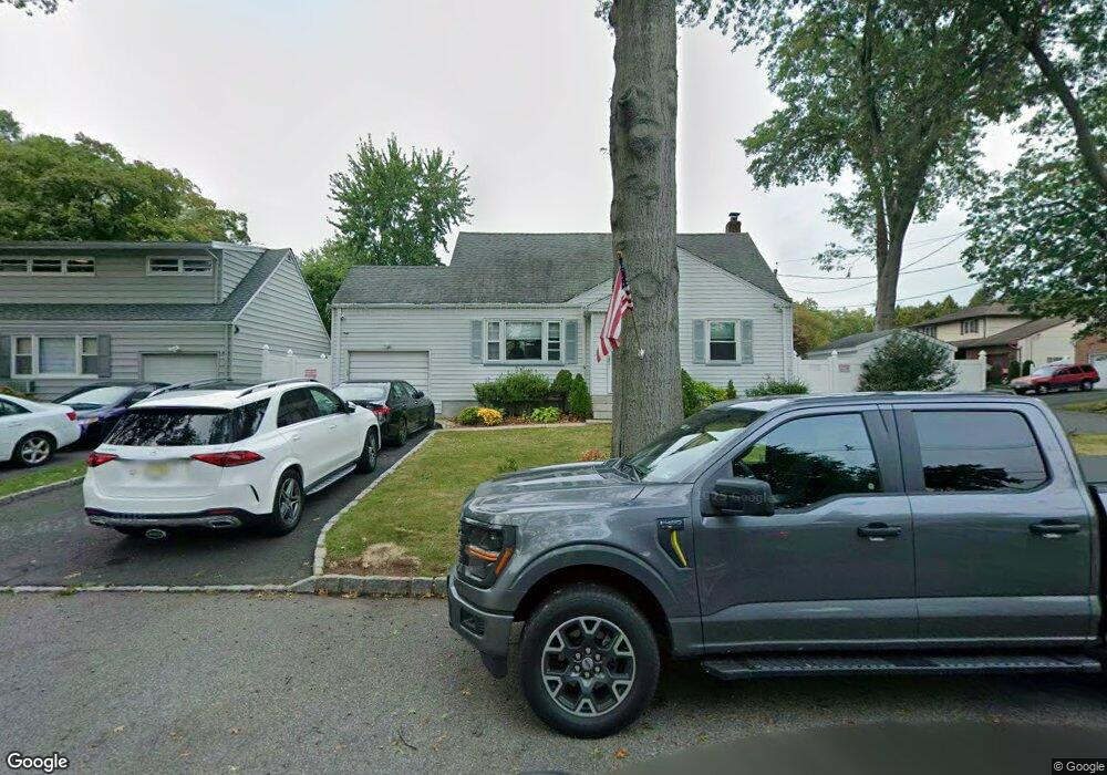 1065 Milton Blvd, Rahway, NJ 07065 - photo 1