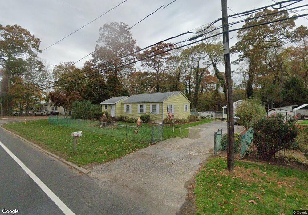 691 Horseblock Rd, Brookhaven, NY 11719 - photo 1