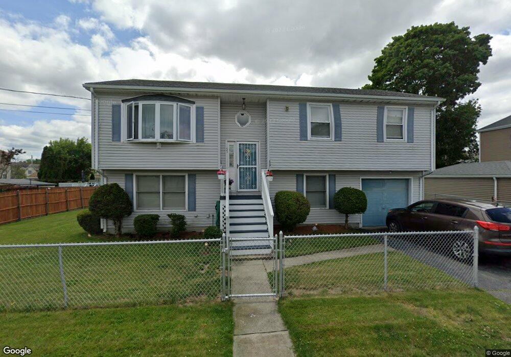 55 McGee St, Fall River, MA 02721 - photo 1