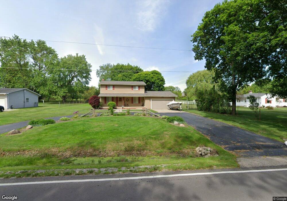 3045 N Mckinley Rd, Flushing, MI 48433 - photo 1