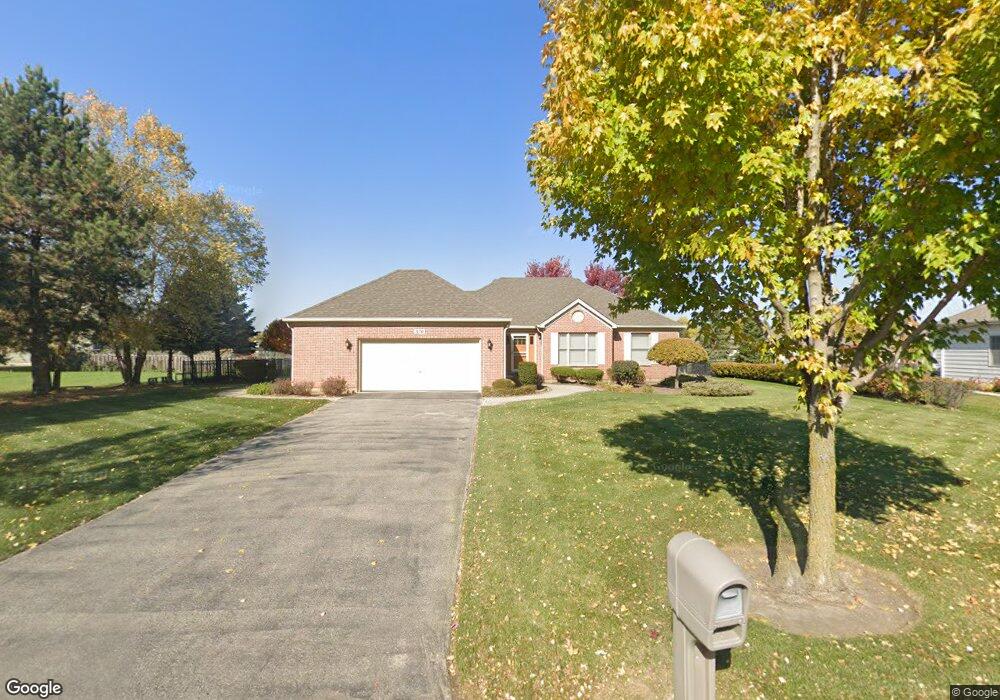 570 Clover Dr, Algonquin, IL 60102 - photo 1