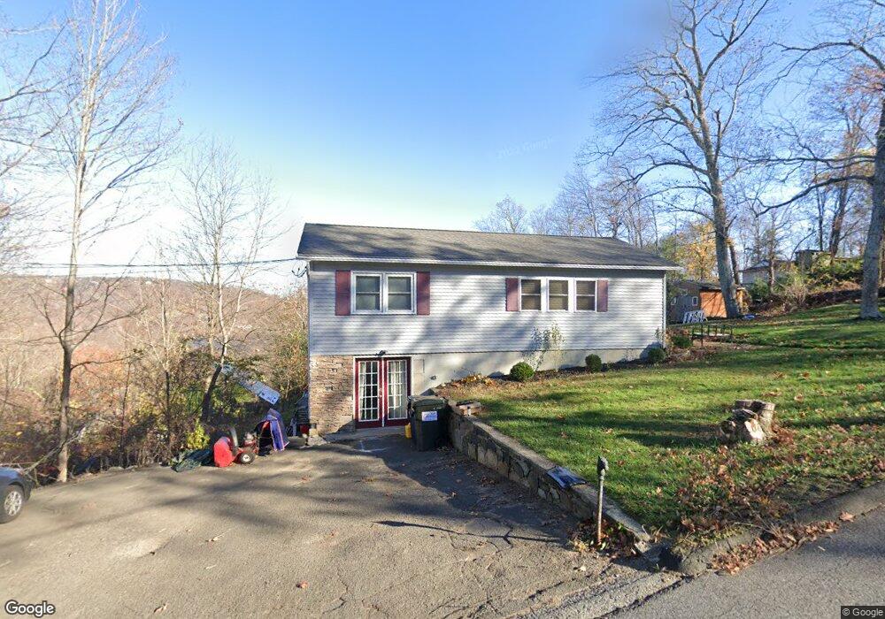 18 Deer Ln, New Fairfield, CT 06812 - photo 1