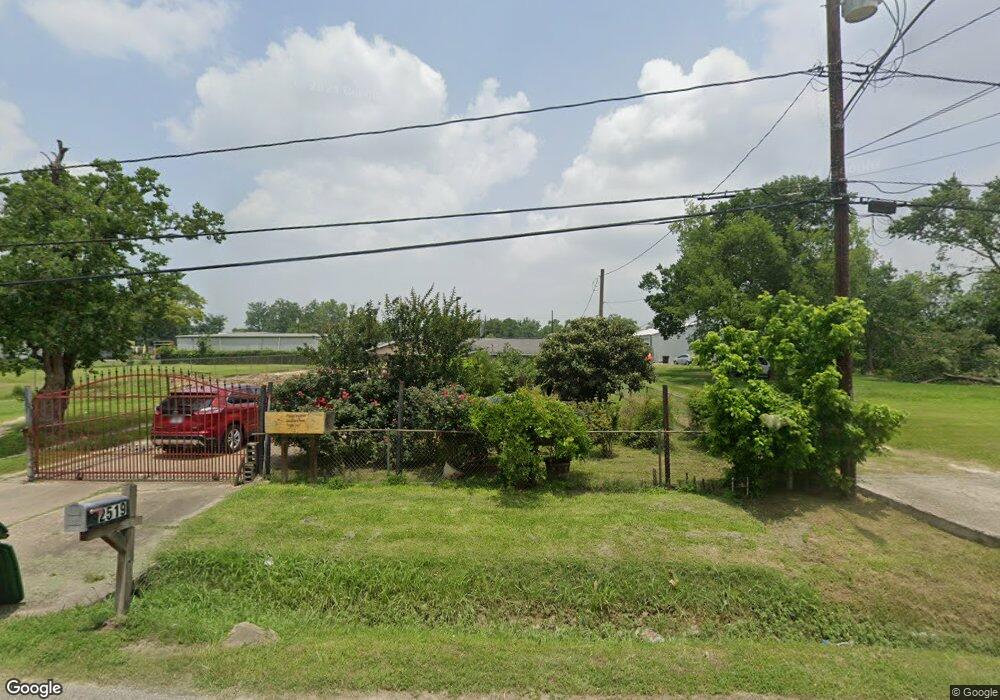 2519 Pine Tree Dr, Houston, TX 77093 - photo 1