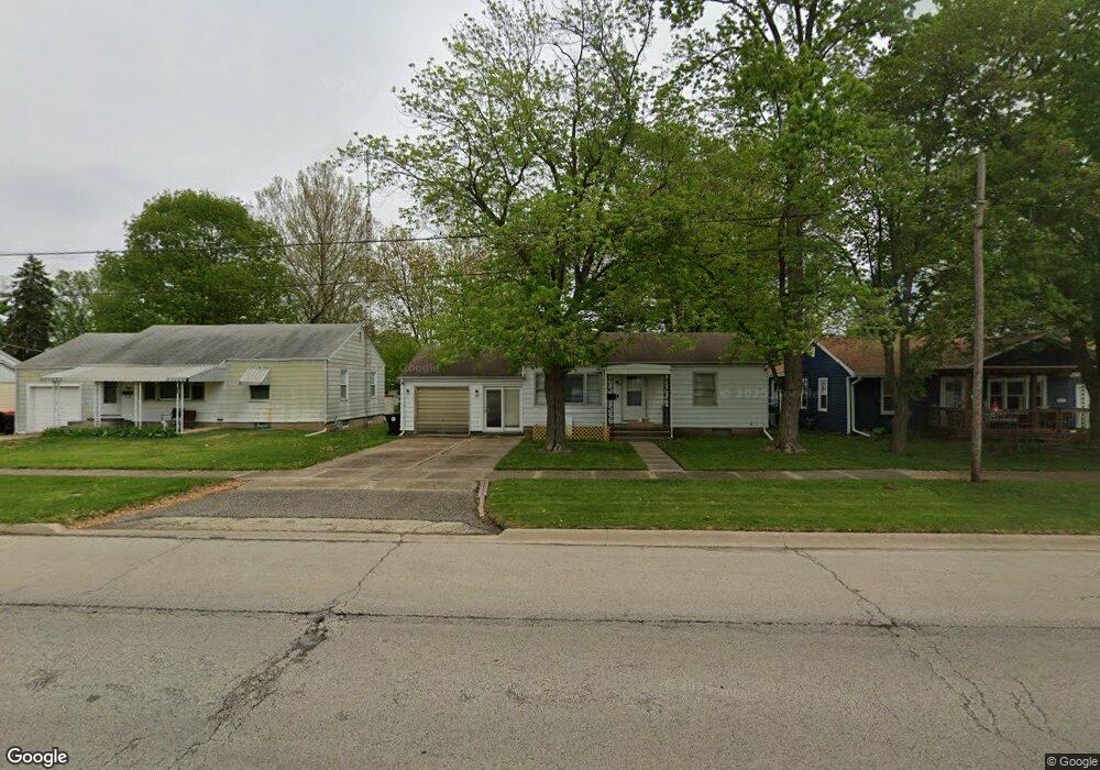 214 Limit St, Lincoln, IL 62656 - photo 1