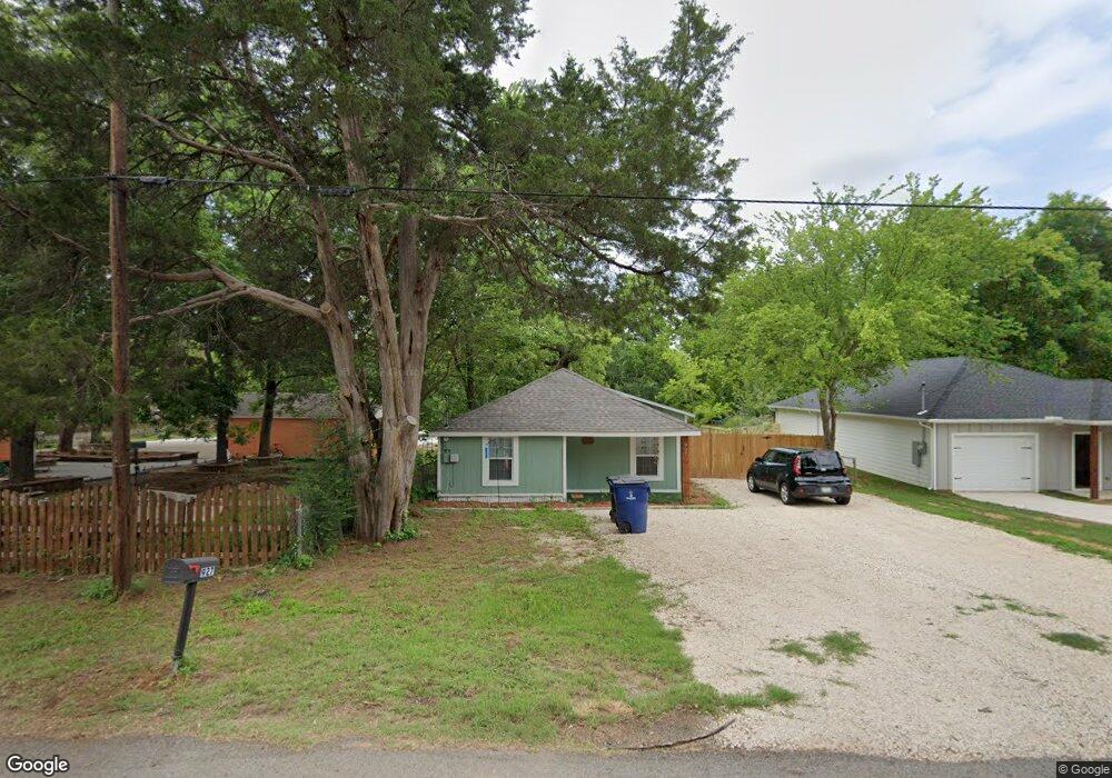 927 W Baker St, Denison, TX 75020 - photo 1