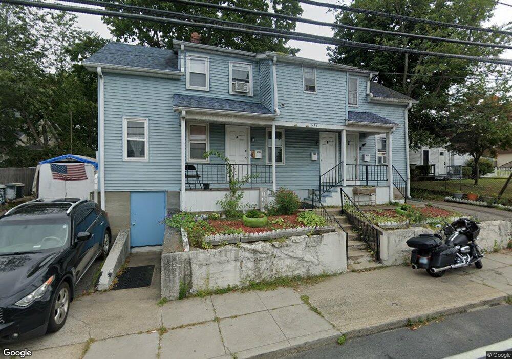 1576 Main St, West Warwick, RI 02893 - photo 1