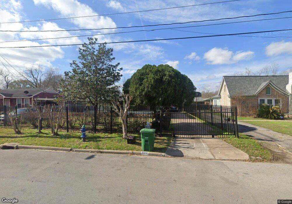 3512 Chaffin St, Houston, TX 77087 - photo 1