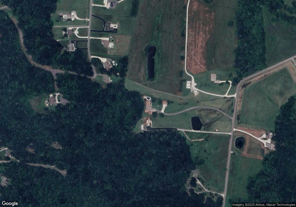 818 Parragon Rd, Cookeville, TN 38506 - photo 1