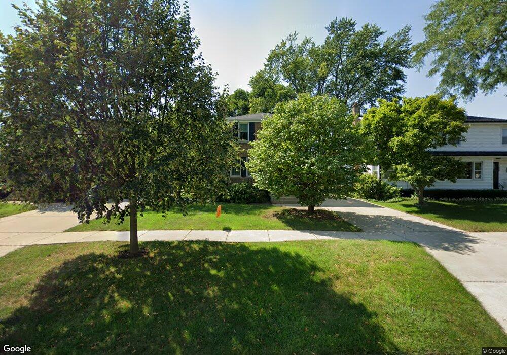 948 S Spring Rd, Elmhurst, IL 60126 - photo 1