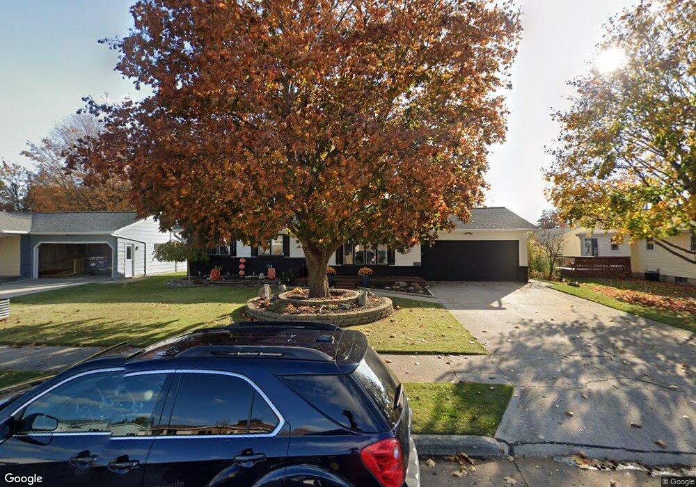 2837 43rd St, Two Rivers, WI 54241 - photo 1