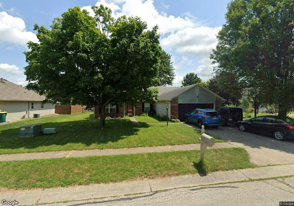 1563 Black Oak Ct, Franklin, IN 46131 - photo 1