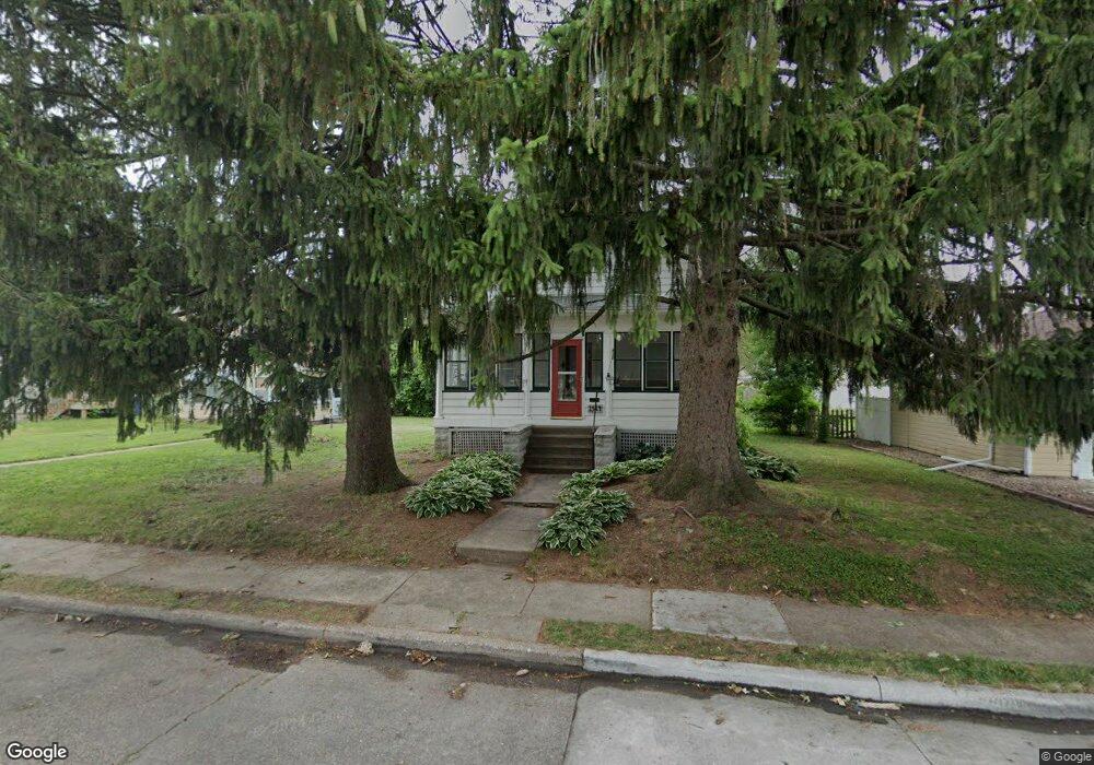 1514 W High St, Davenport, IA 52804 - photo 1