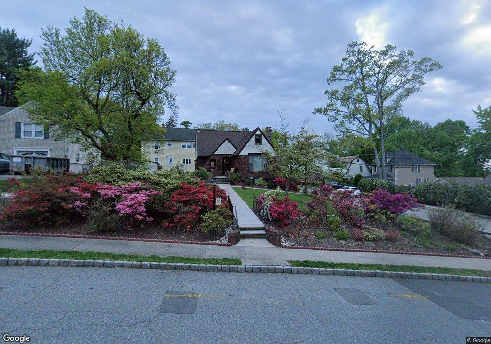28 Oak Grove Rd, Caldwell, NJ 07006 - photo 1