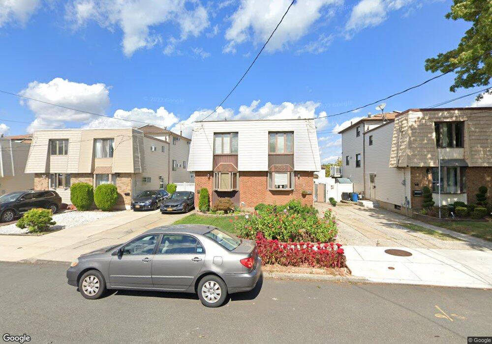 409 Leverett Ave, Staten Island, NY 10308 - photo 1