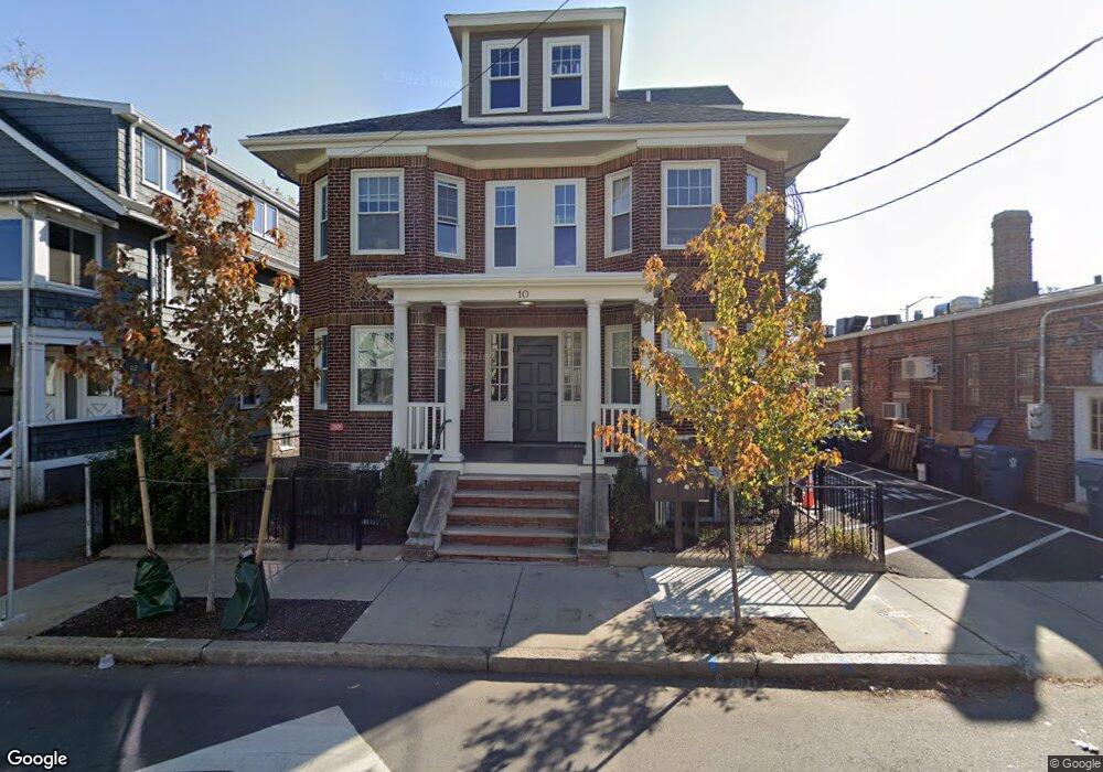 8 Dover St unit 8, Cambridge, MA 02140 - photo 1