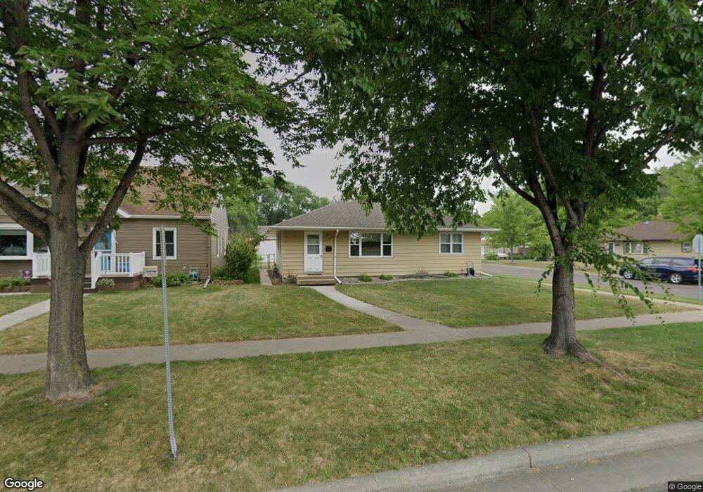 1750 3rd St N, Fargo, ND 58102 - photo 1