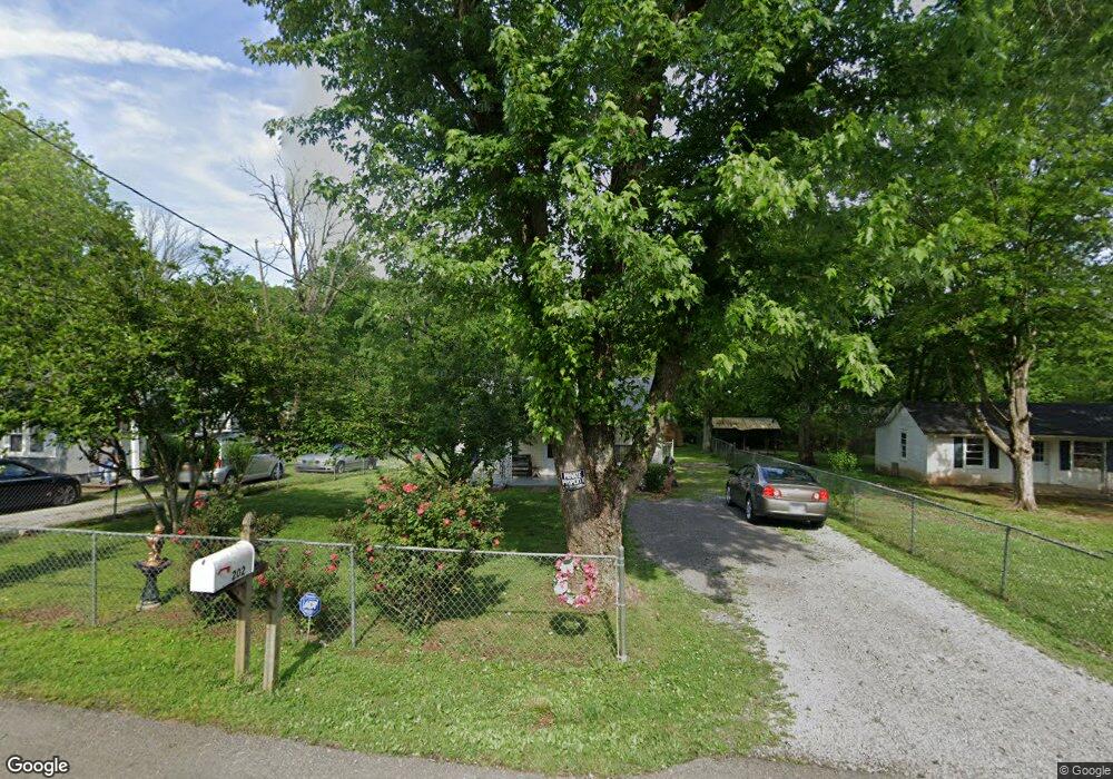 202 Ray St, Shelbyville, TN 37160 - photo 1