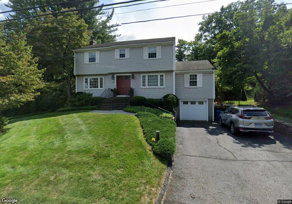 208 Butternut Ln, Berlin, CT 06037 - photo 1