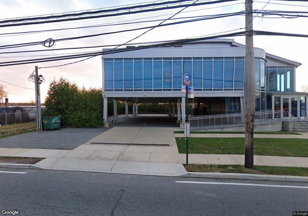 3858 Victory Blvd, Staten Island, NY 10314 - photo 1