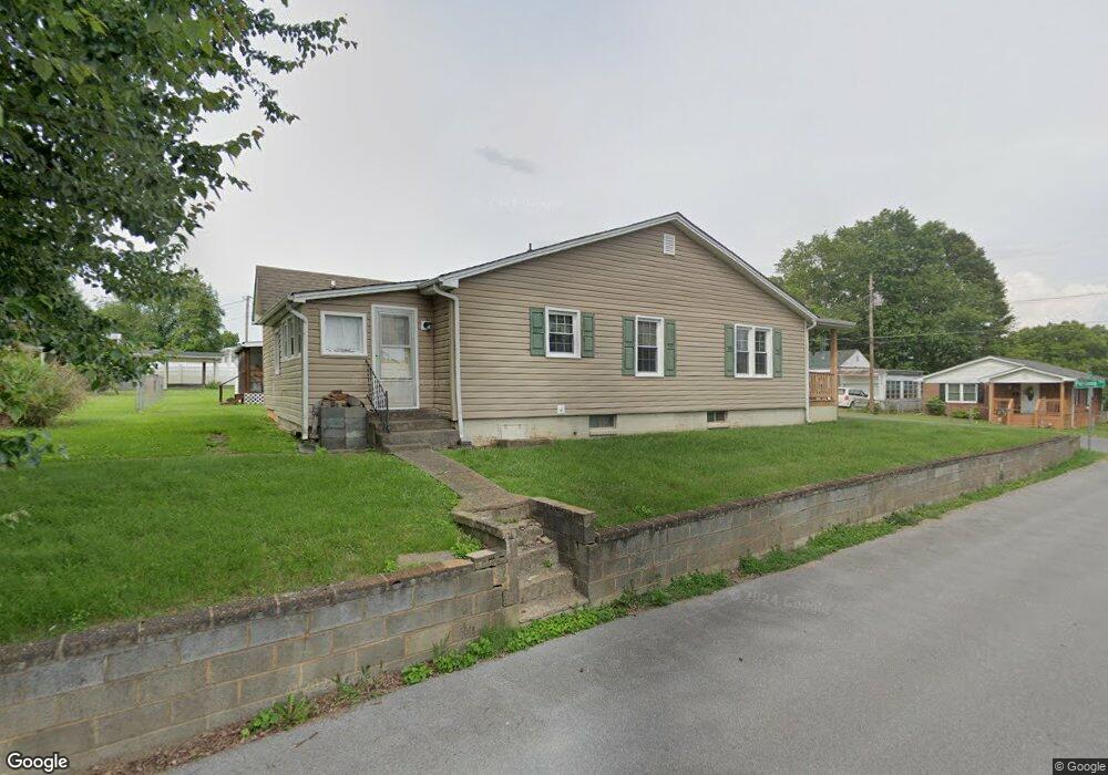 1624 Pershing Ave, Bristol, TN 37620 - photo 1