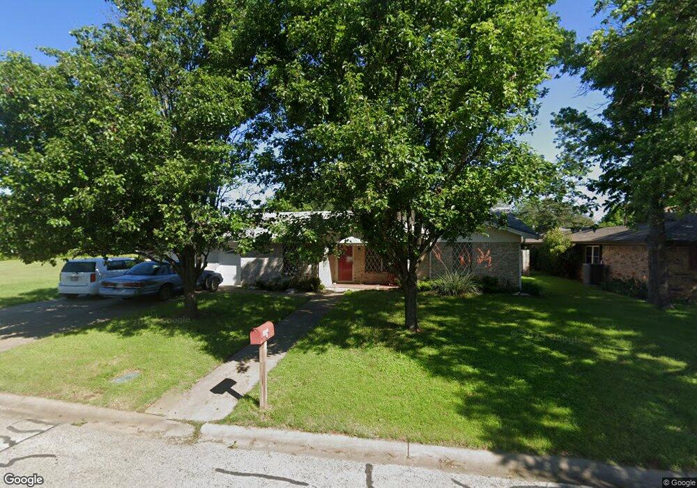 1004 Davis St, Cleburne, TX 76033 - photo 1